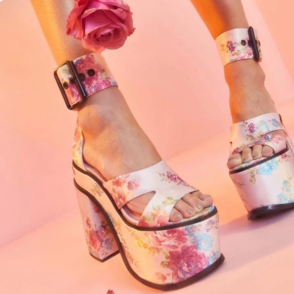 Dolls Kill SUGAR THRILLZ SOMEBODY’S ANGEL Pink Floral Platform Shoes  Size 9